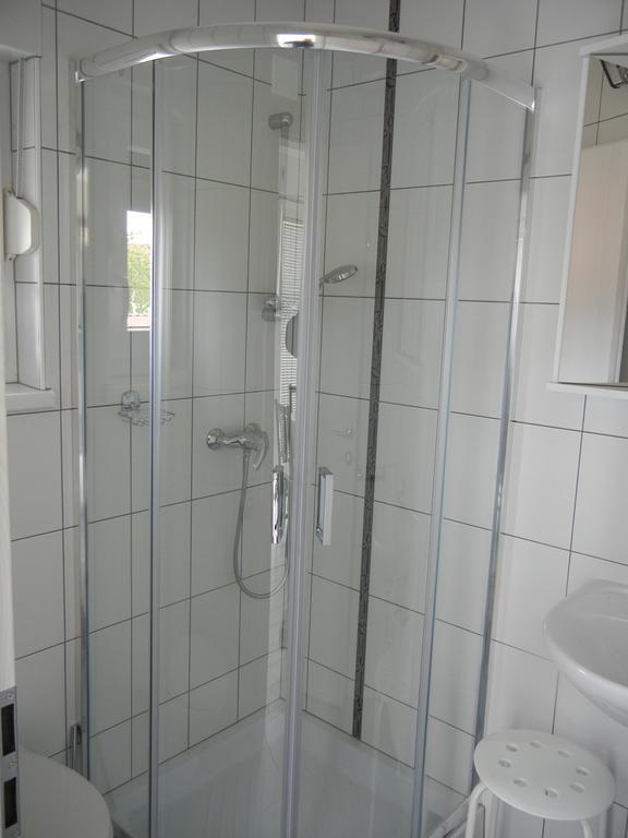 Rooms & Apartment Mira G. Postojna Buitenkant foto